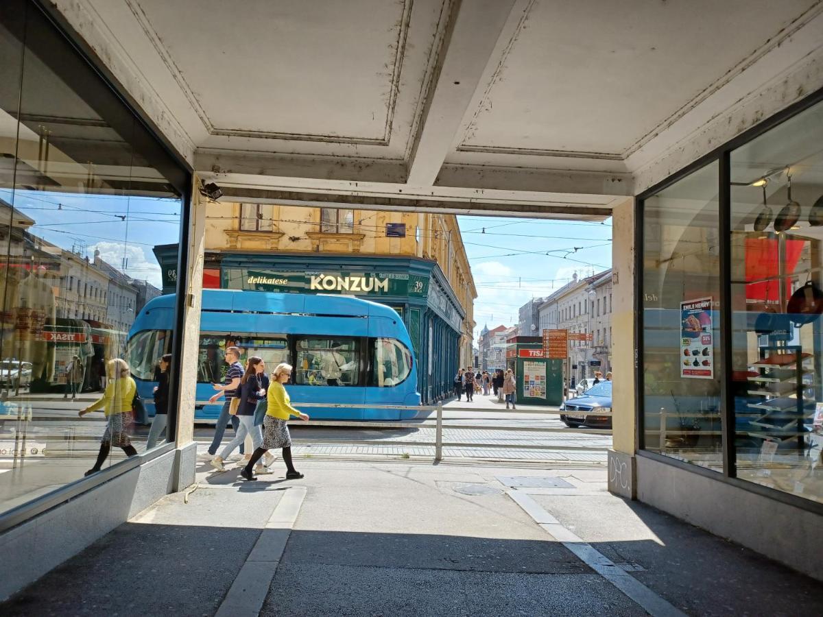 Apartment Hesperia Zagreb Exterior foto